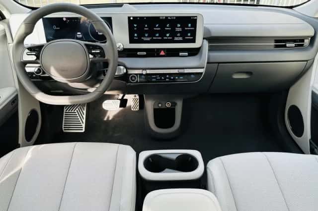 Hyundai Ioniq 5 (2025) thumbnail 23
