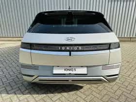 Hyundai Ioniq 5 (2025) thumbnail 4