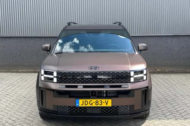 Hyundai Santa Fe (2025) thumbnail 2