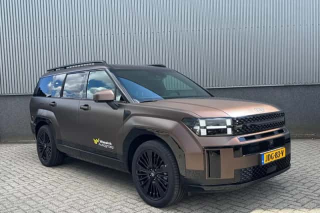Hyundai Santa Fe (2025) thumbnail 3