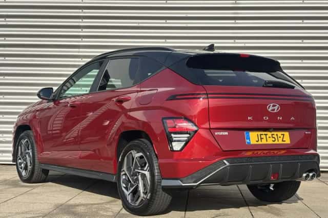Hyundai Kona (2023) thumbnail 4