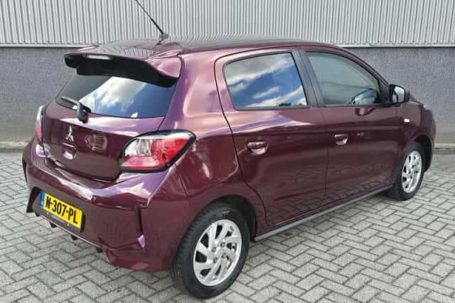 Mitsubishi Space Star (2021) thumbnail 4