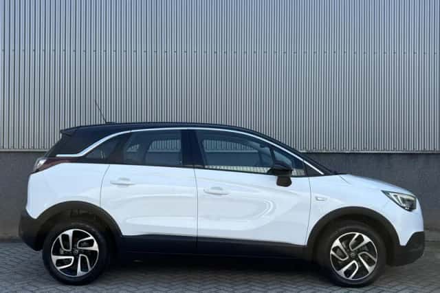 Opel Crossland X (2018) thumbnail 4