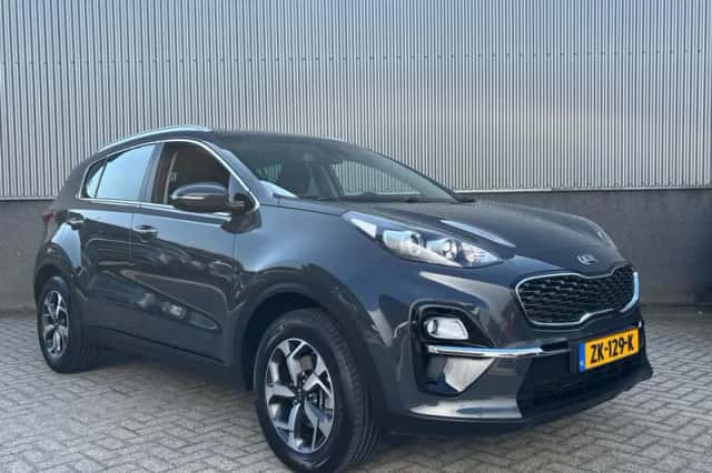 Kia Sportage (2019) thumbnail 3