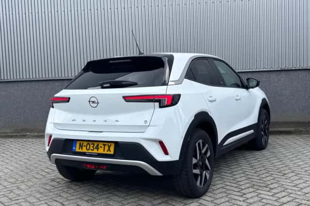 Opel Mokka-e (2021) thumbnail 5