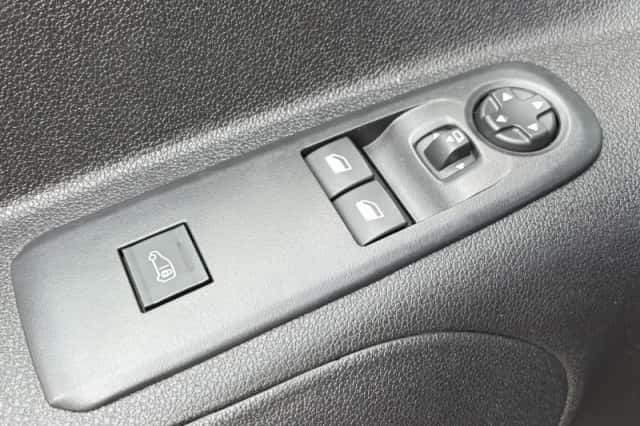 Opel Combo (2024) thumbnail 17