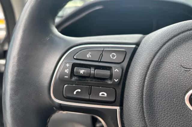 Kia Niro (2021) thumbnail 14