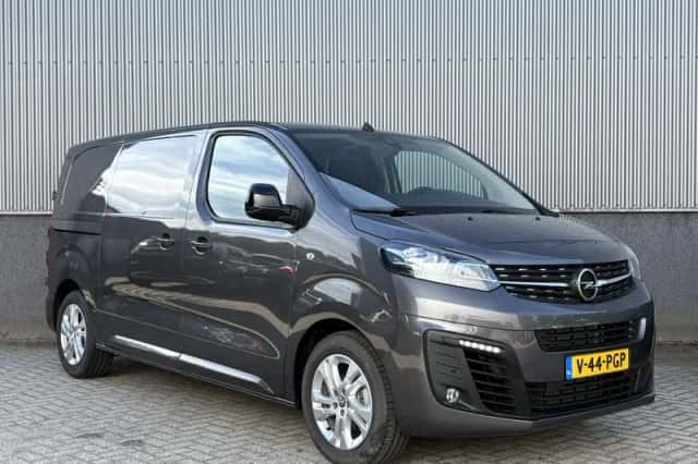 Opel Vivaro (2024) thumbnail 3