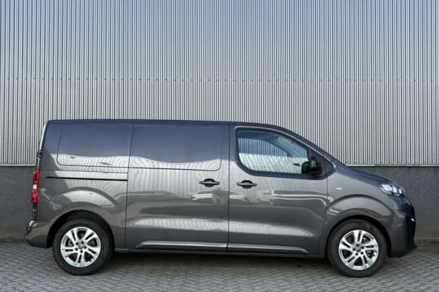 Opel Vivaro (2024) thumbnail 4