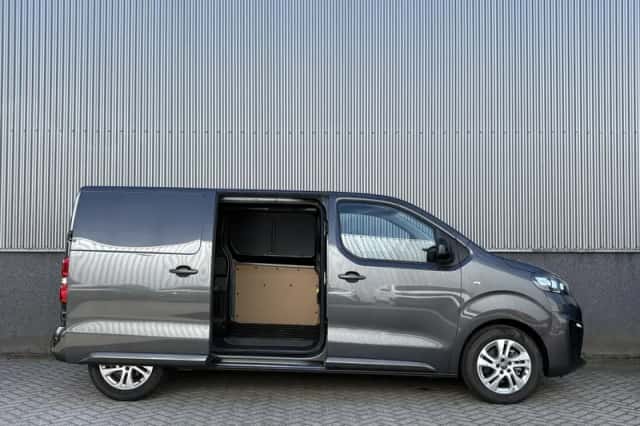 Opel Vivaro (2024) thumbnail 5