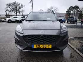 Ford Kuga (2022) thumbnail 2