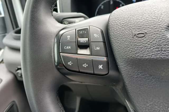 Ford Transit (2024) thumbnail 12