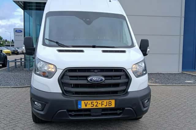 Ford Transit (2024) thumbnail 4