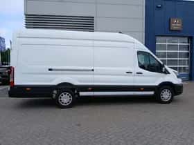Ford Transit (2024) thumbnail 5