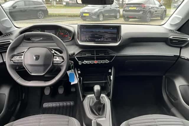 Peugeot 208 (2024) thumbnail 12