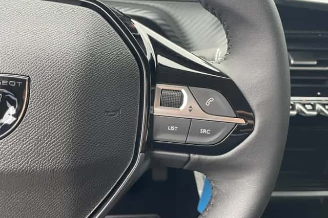 Peugeot 208 (2024) thumbnail 15