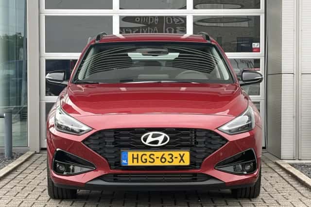 Hyundai i30 (2025) thumbnail 2