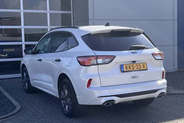 Ford Kuga (2021) thumbnail 6
