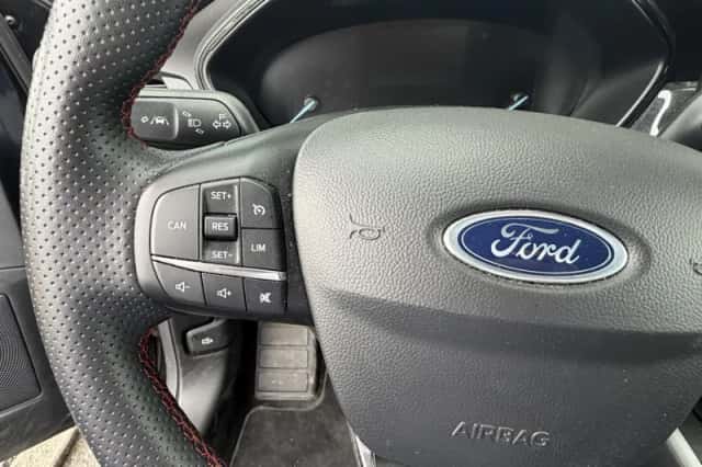 Ford Focus (2022) thumbnail 20