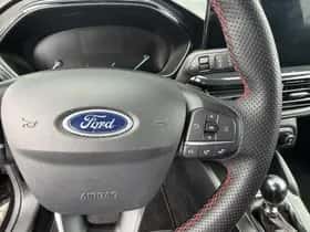 Ford Focus (2022) thumbnail 21
