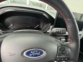 Ford Focus (2022) thumbnail 23