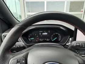 Ford Focus (2022) thumbnail 24