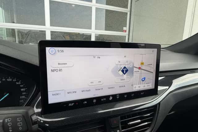 Ford Focus (2022) thumbnail 30