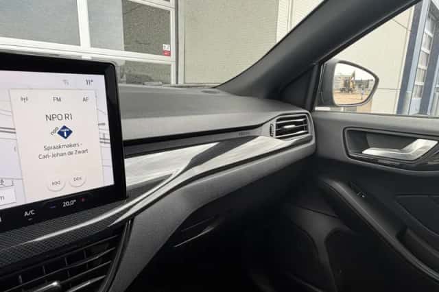 Ford Focus (2022) thumbnail 31