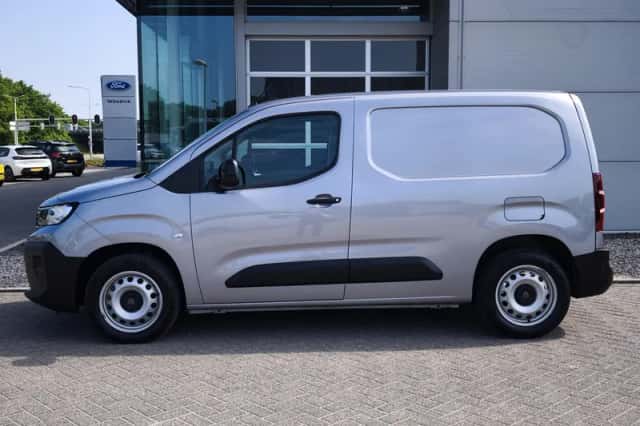 Peugeot Partner (2024) thumbnail 2