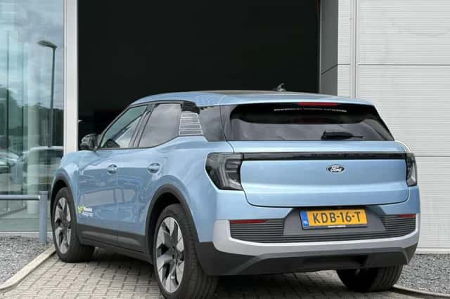 Ford Explorer (2026) thumbnail 6