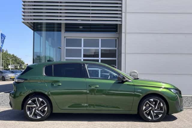 Peugeot 308 (2022) thumbnail 6