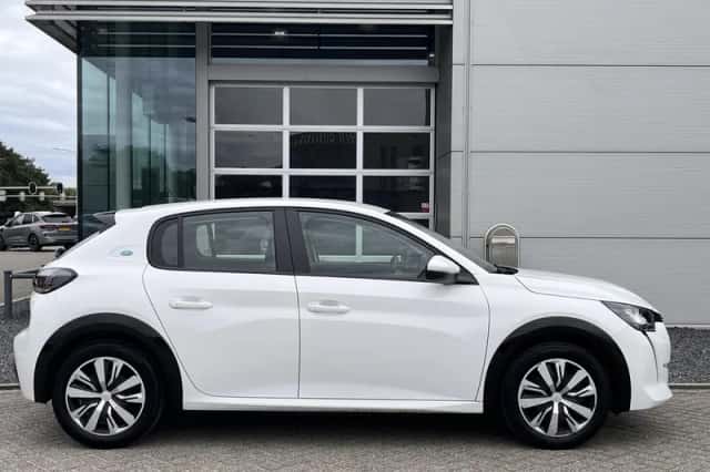 Peugeot e-208 (2021) thumbnail 6