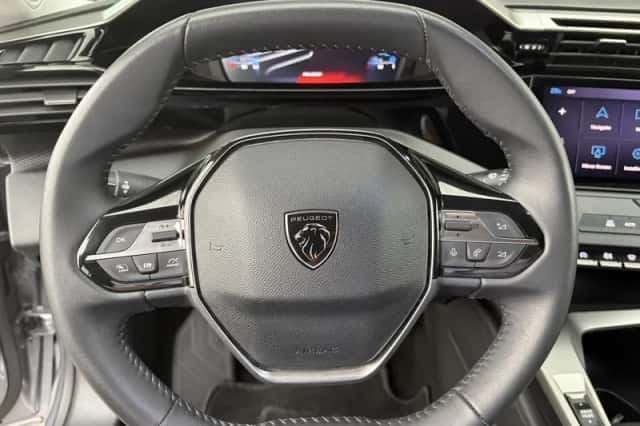 Peugeot 308 (2022) thumbnail 18