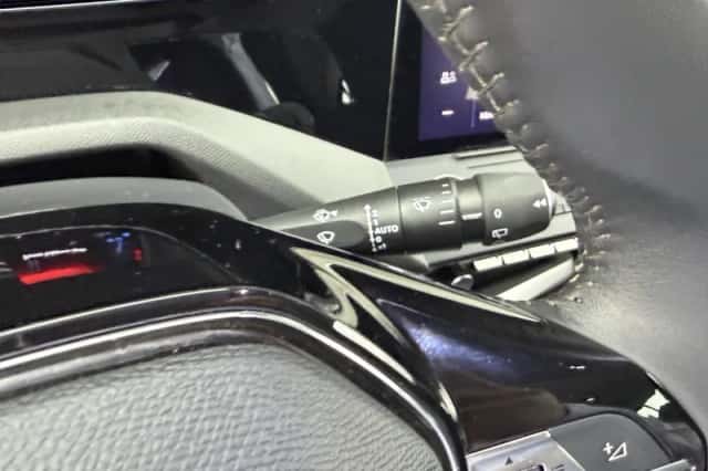 Peugeot 308 (2022) thumbnail 23