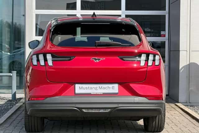 Ford Mustang Mach-E (2026) thumbnail 8