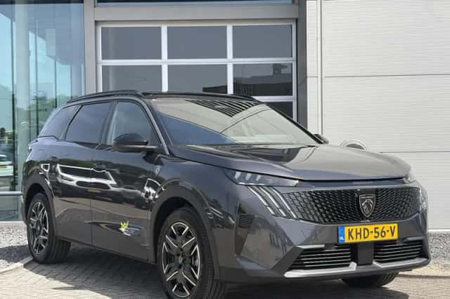Peugeot 5008 (2026) thumbnail 3