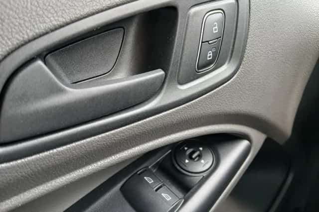 Ford Transit Connect (2021) thumbnail 13