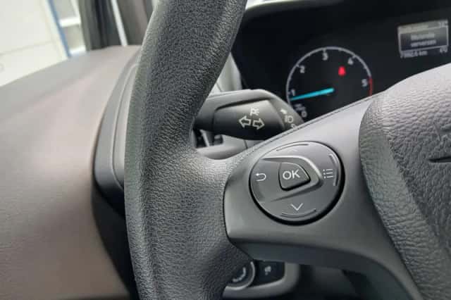 Ford Transit Connect (2021) thumbnail 10