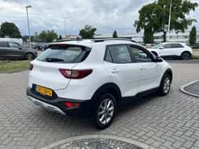 Kia Stonic (2024) thumbnail 14