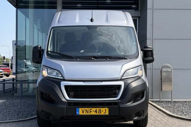 Peugeot Boxer (2021) thumbnail 2