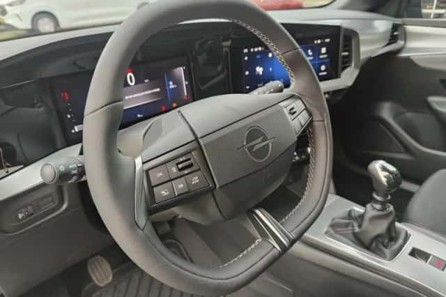 Opel Mokka (2025) thumbnail 10