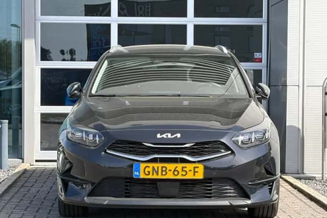 Kia Ceed Sportswagon (2024) thumbnail 3