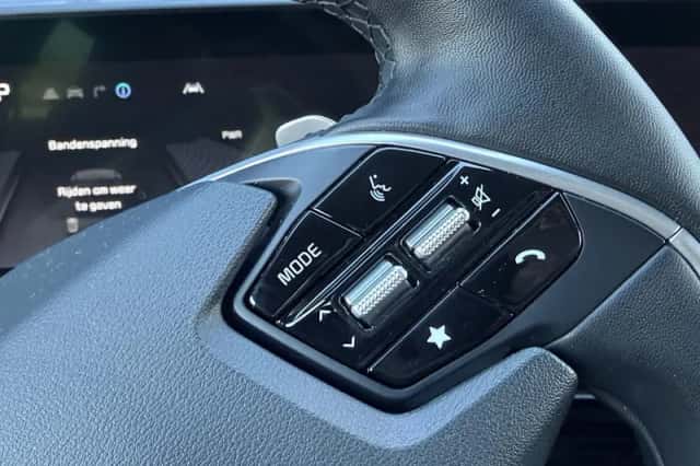 Kia EV6 (2023) thumbnail 14