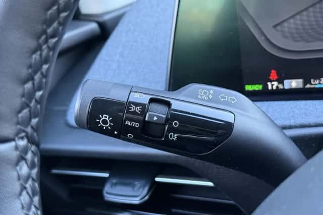 Kia EV6 (2023) thumbnail 16
