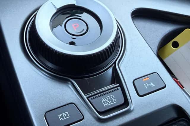 Kia EV6 (2023) thumbnail 19