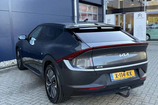 Kia EV6 (2023) thumbnail 7