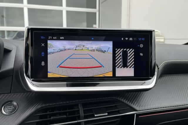 Peugeot 208 (2024) thumbnail 25