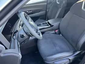 Hyundai Tucson (2025) thumbnail 16