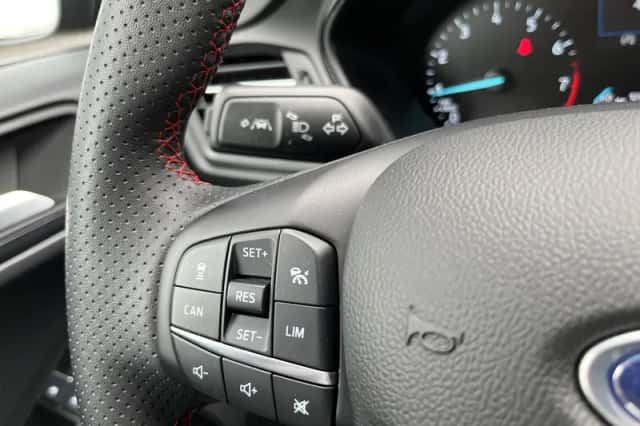 Ford Focus (2024) thumbnail 18