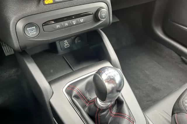 Ford Focus (2024) thumbnail 25